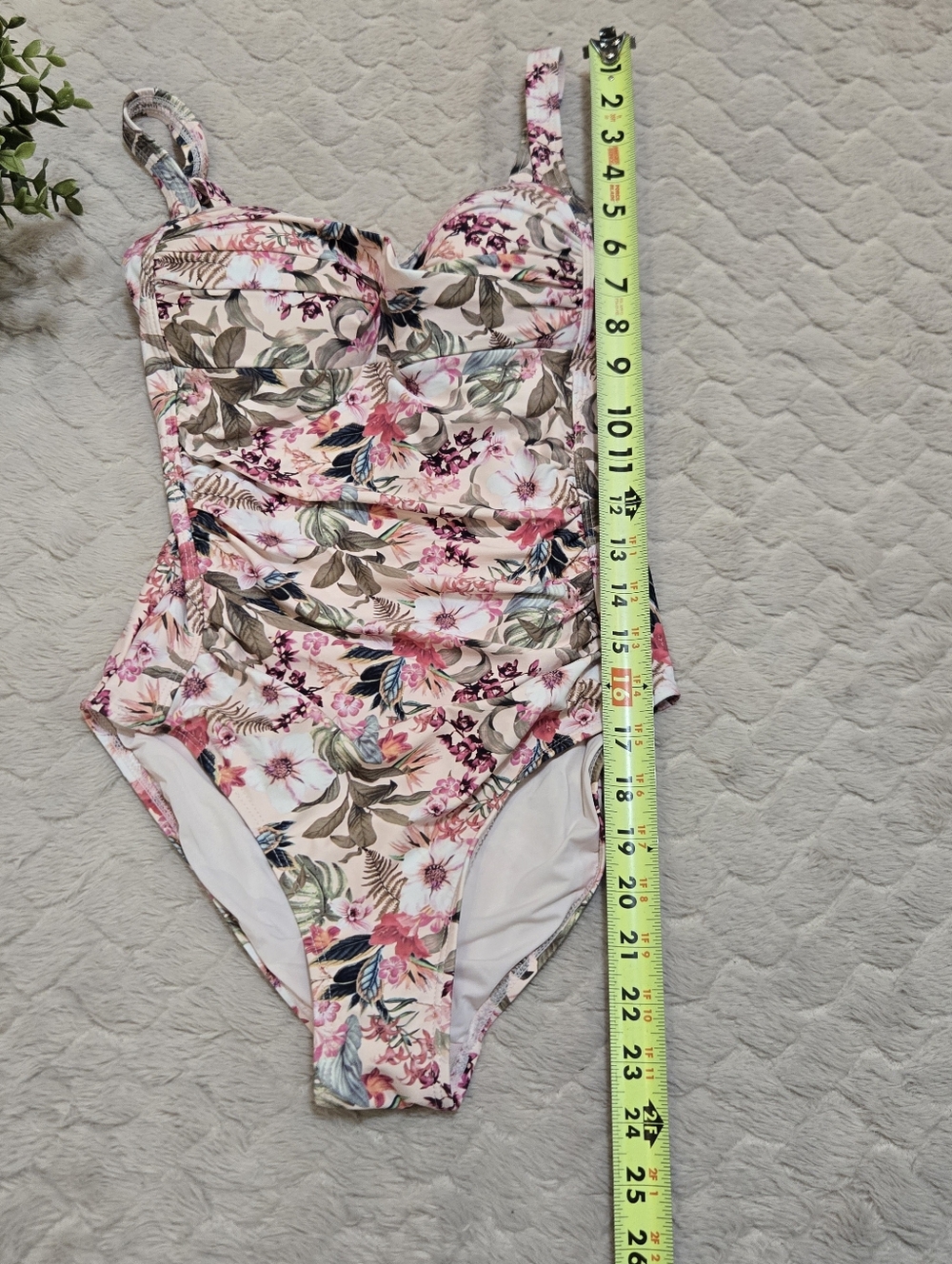 Nip Tuck Pink Romantic Floral Ruched One-Piece Swimsuit, Size 4 - Picture 4 of 9